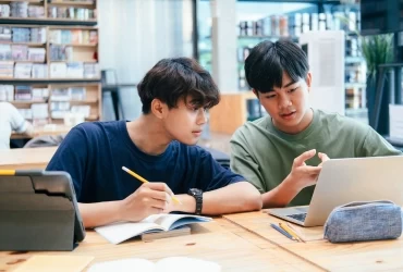 Học tiếng Anh A2 online ở đâu?