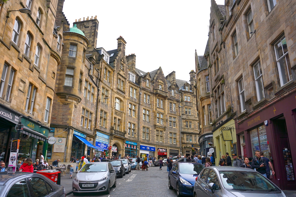 Khu phố mua sắm mang phong cách cổ điển tại Edinburgh
